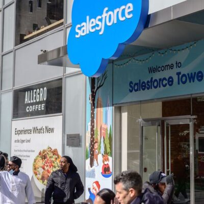 Salesforce Shakes Off Proxy Fight From Elliott