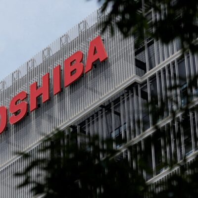 Toshiba Shareholders Draw the Short Stick, Again