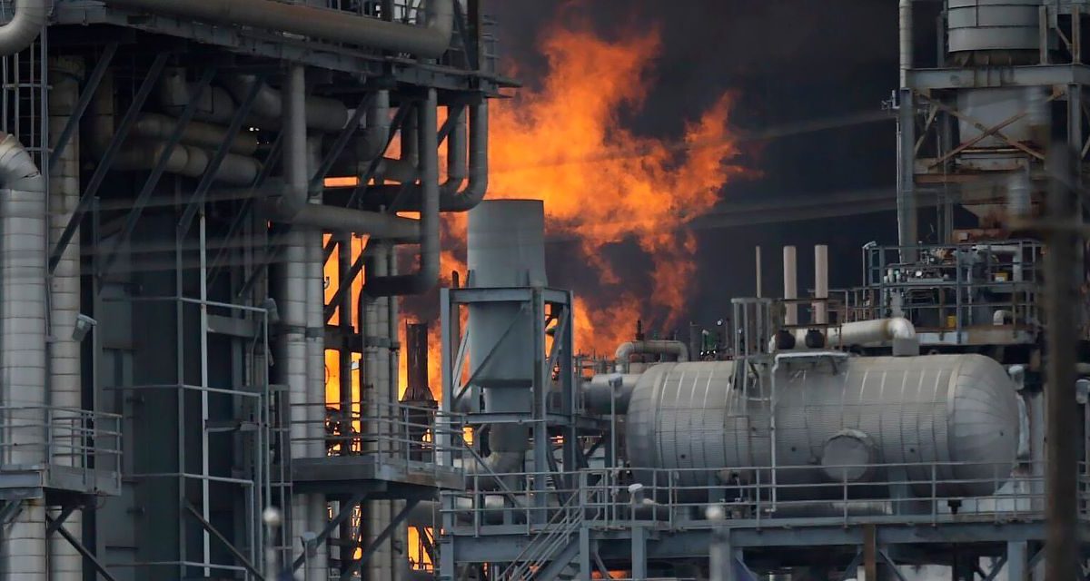 Texas Sues Shell Over Massive Fire at Houston Chemical Plant