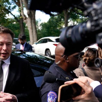 Justice Department Probe Scrutinizes Elon Musk Perks at Tesla Going Back Years
