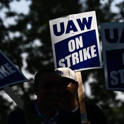 UAW Expected to Expand Auto Strikes Friday